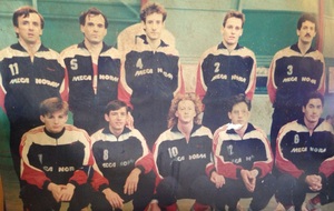 Martigues Volley 1987 : vu chez un commerçant !