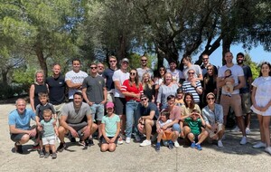 Un barbecue pour conclure la saison chez les Pros.  