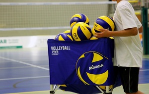 MINIMES GARCONS: MARTIGUES VOLLEY BALL - AVIGNON VB