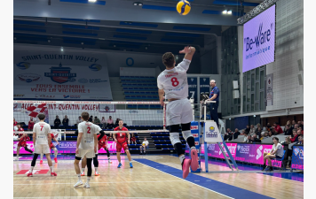 Le scénario est incroyable : Martigues s'impose en cinq sets et en trois heures de jeu.