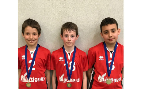 M11 à Marignane. Tournoi et médailles, bravo