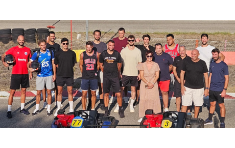 Les Pros 24-25 : la première photo de famille à l'occasion de la journée de cohésion